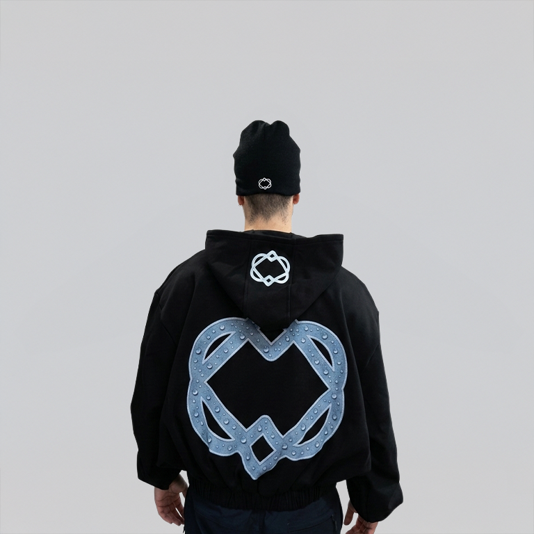 HOODIE DROPS WATER